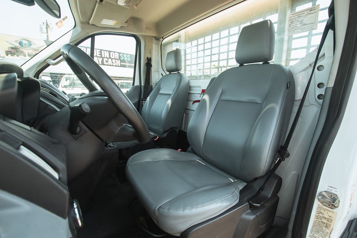 Used 2018 Ford Transit 250 - photo 17