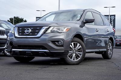 Used 2019 Nissan Pathfinder - photo 1
