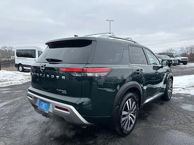 Used 2022 Nissan Pathfinder - photo 1
