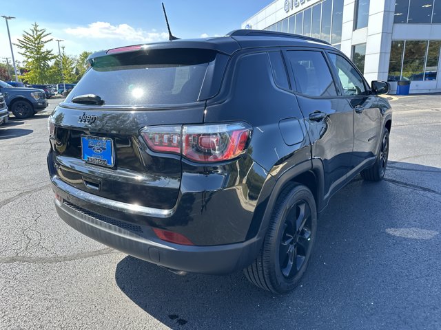 Used 2019 Jeep Compass Altitude - photo 2