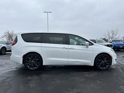 Used 2020 Chrysler Pacifica Touring Minivan for sale #P3449A - photo 1