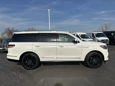 Used 2024 Lincoln Navigator - photo 1