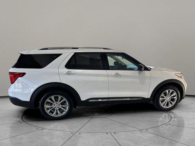 Used 2024 Ford Explorer - photo 2