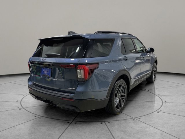 Used 2025 Ford Explorer - photo 5
