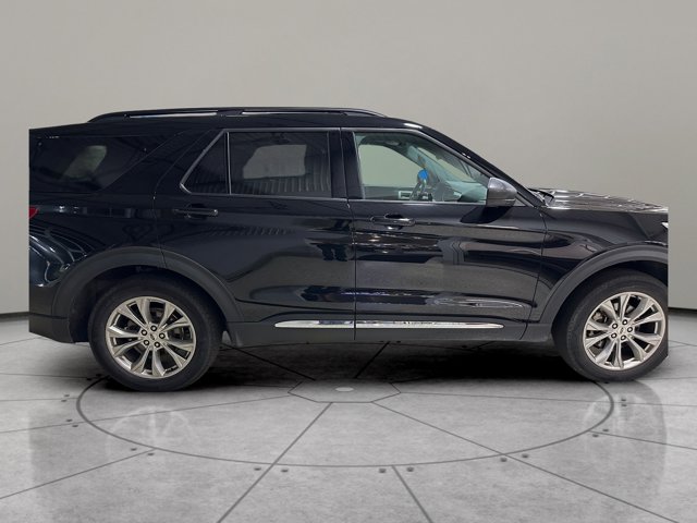 Used 2023 Ford Explorer - photo 2