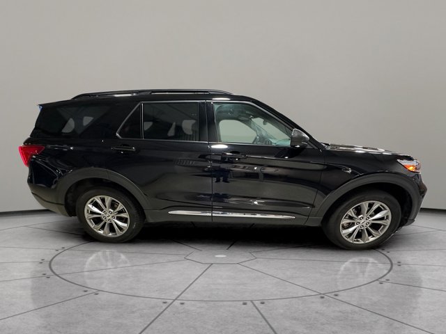 Used 2023 Ford Explorer - photo 2