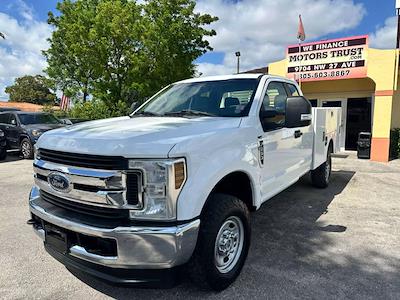 Used 2018 Ford F-350 Super Cab 4x4 Service Truck for sale #C66883 - photo 1
