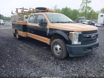 Used 2018 Ford F-350 Crew Cab Service Truck for sale #C83613 - photo 1