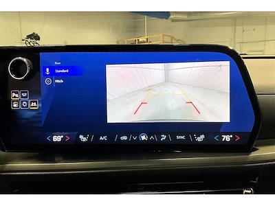 Used 2025 Chevrolet Traverse - photo 1