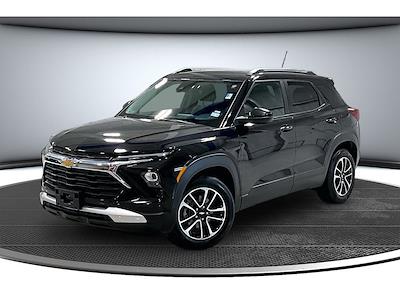 Used 2025 Chevrolet Trailblazer - photo 1