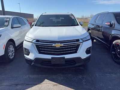Used 2023 Chevrolet Traverse - photo 1
