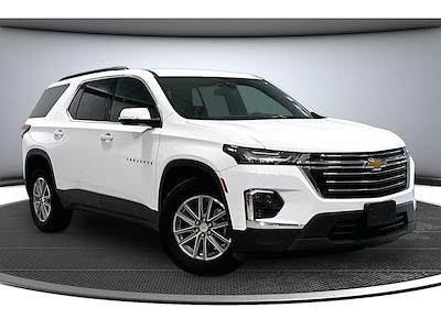Used 2023 Chevrolet Traverse - photo 1