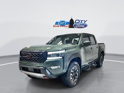 2023 Nissan Frontier Crew Cab 4WD Pickup for sale #FD7602A - photo 1