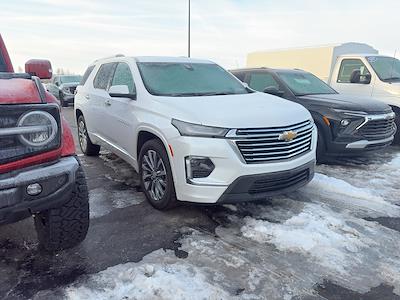 Used 2023 Chevrolet Traverse - photo 1