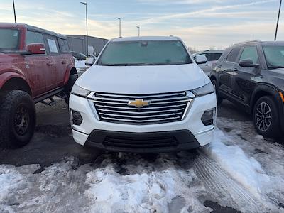 Used 2023 Chevrolet Traverse - photo 1