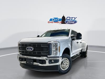 New 2025 Ford F-350 XL Crew Cab 4WD DRW Pickup for sale #FD7824 - photo 1