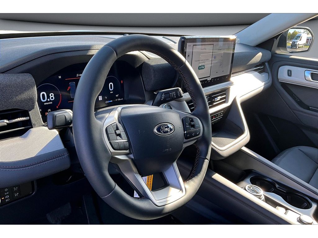 New 2026 Ford Explorer - photo 8