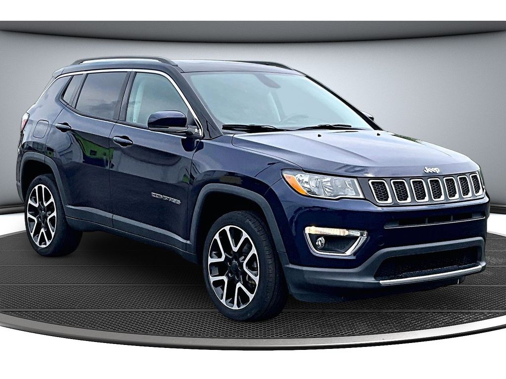 Used 2018 Jeep Compass - photo 2