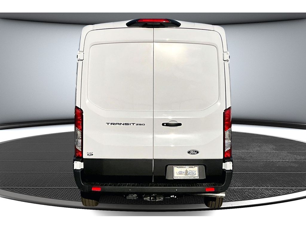 New 2026 Ford Transit 250 - photo 6