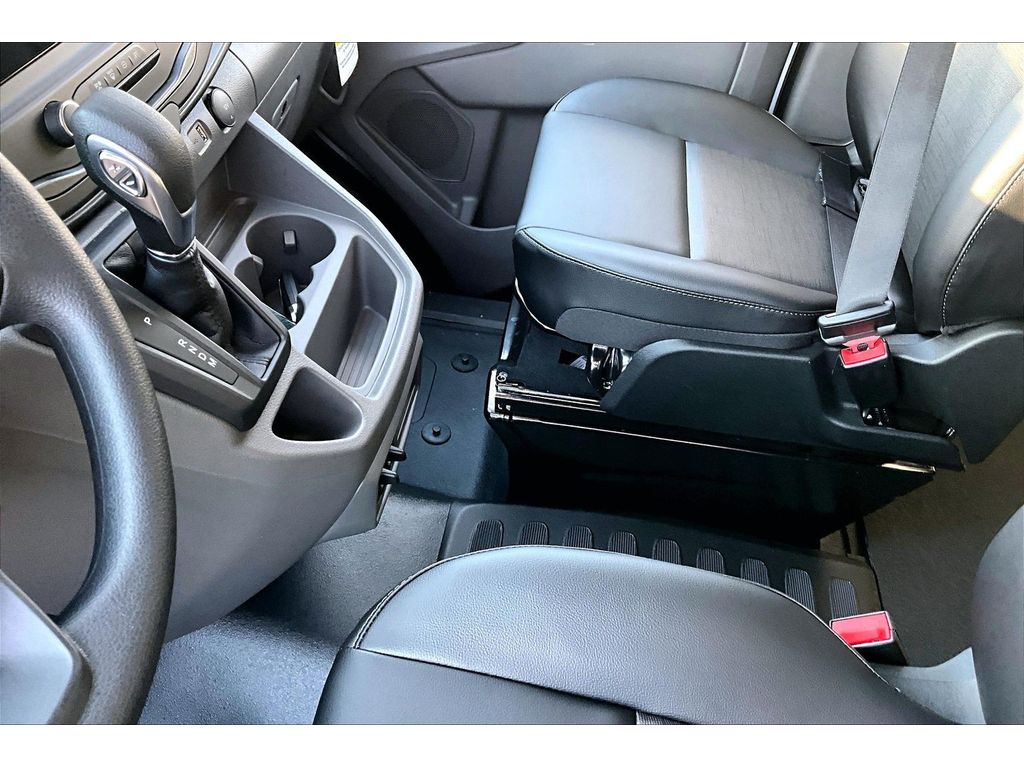 New 2026 Ford Transit 250 - photo 10