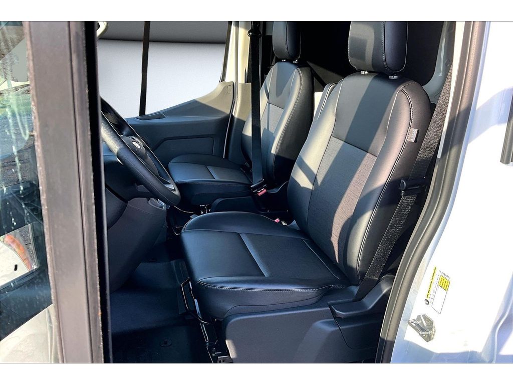 New 2026 Ford Transit 250 - photo 11