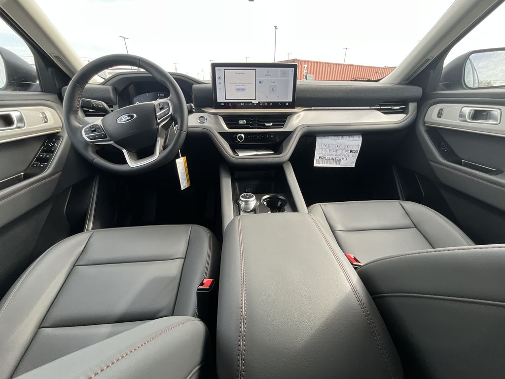 New 2026 Ford Explorer - photo 7