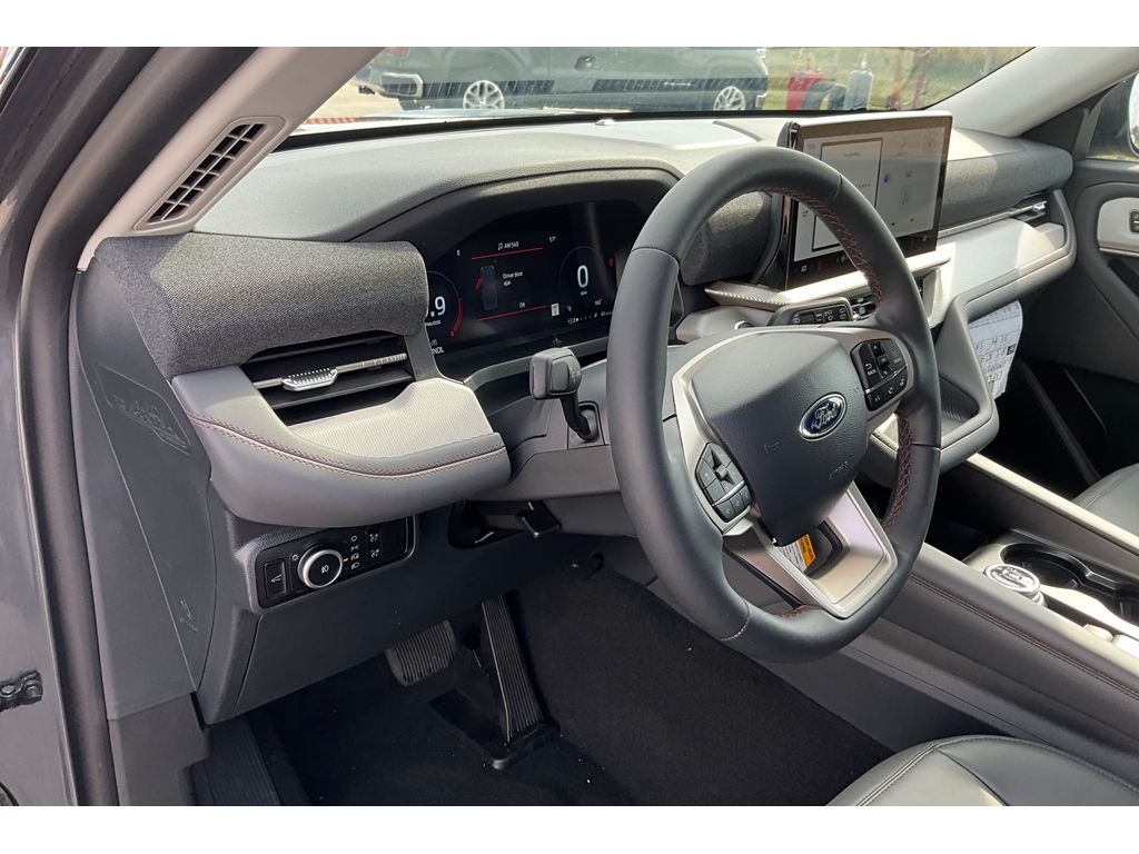 New 2026 Ford Explorer - photo 8