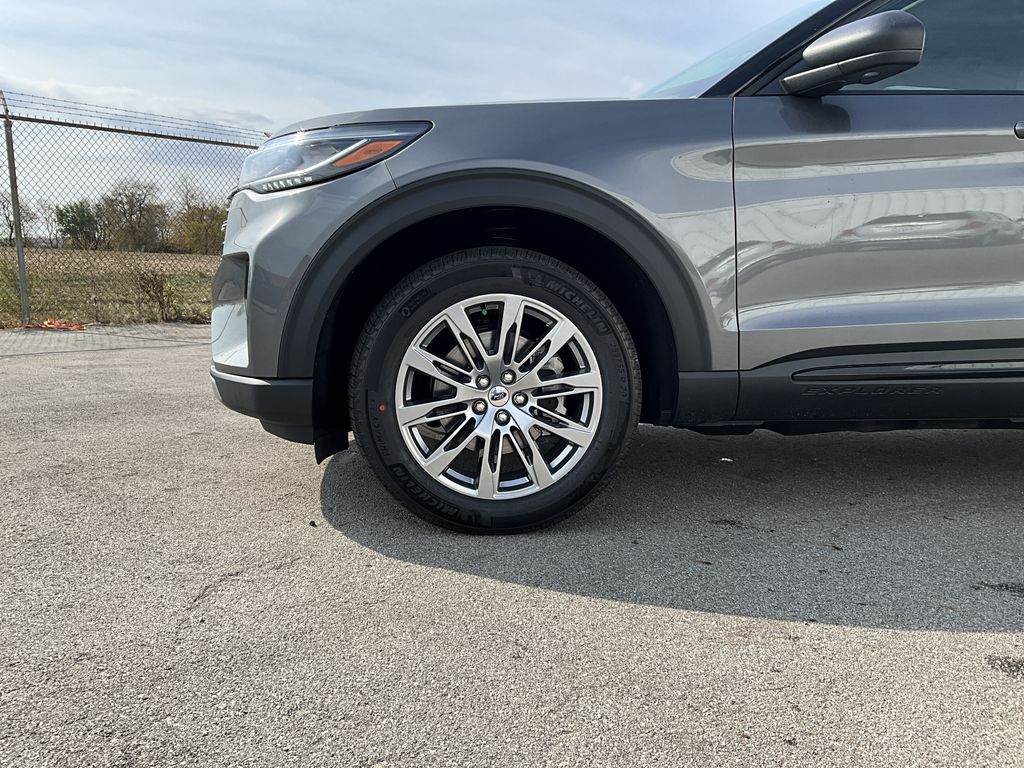 New 2026 Ford Explorer - photo 14