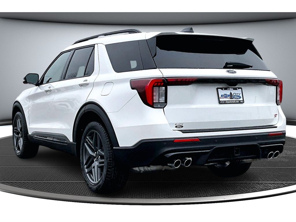 New 2026 Ford Explorer - photo 2