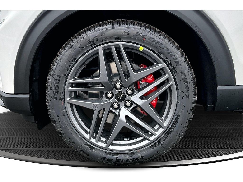 New 2026 Ford Explorer - photo 14