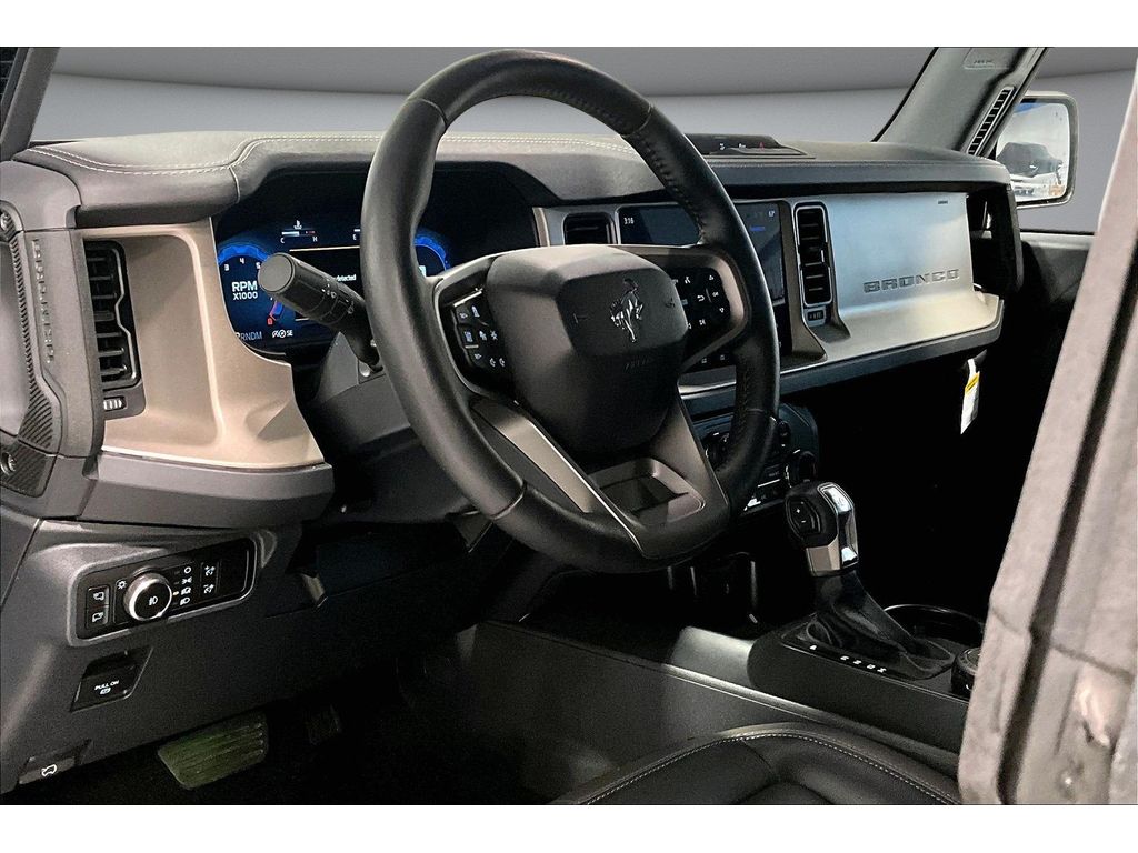 New 2025 Ford Bronco - photo 8
