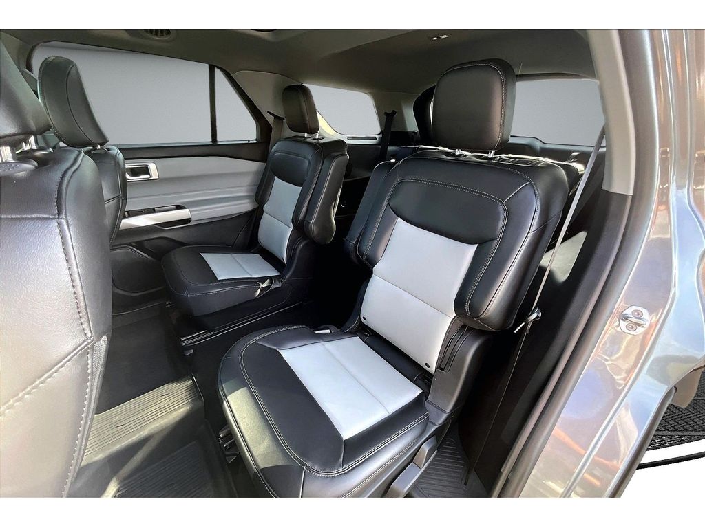 Used 2022 Ford Explorer - photo 24