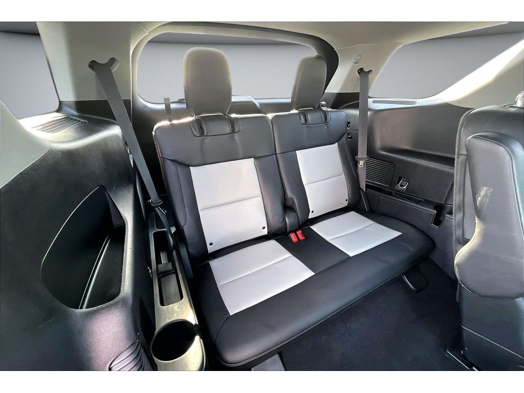 Used 2022 Ford Explorer - photo 26