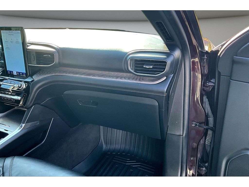 Used 2022 Ford Explorer - photo 18