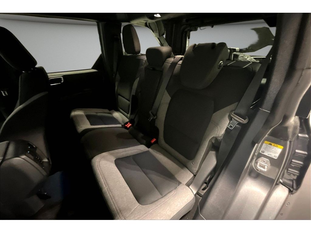 New 2026 Ford Bronco - photo 12