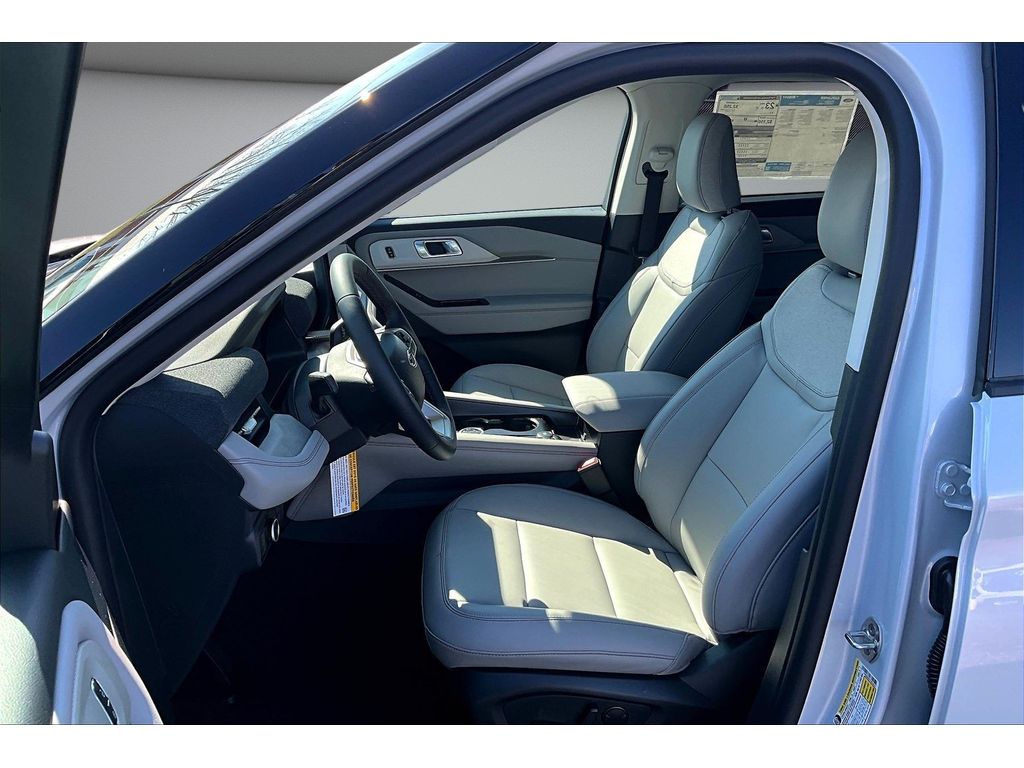 New 2026 Ford Explorer - photo 11