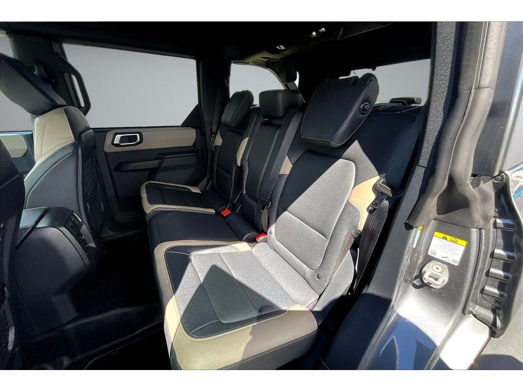 New 2026 Ford Bronco - photo 12