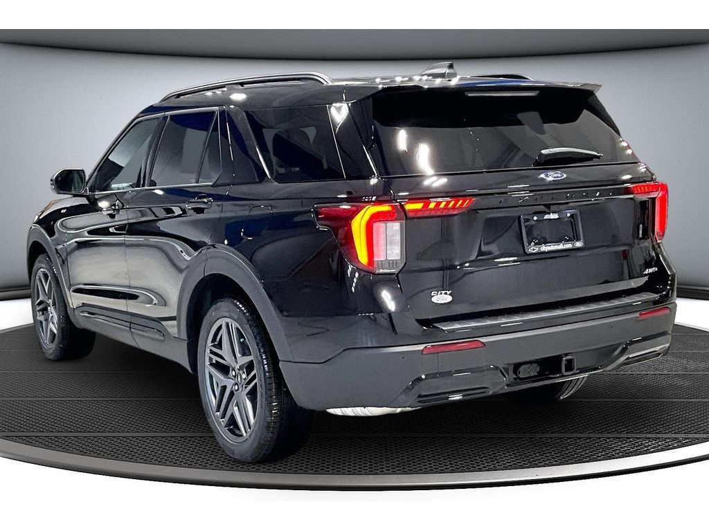 New 2026 Ford Explorer - photo 2