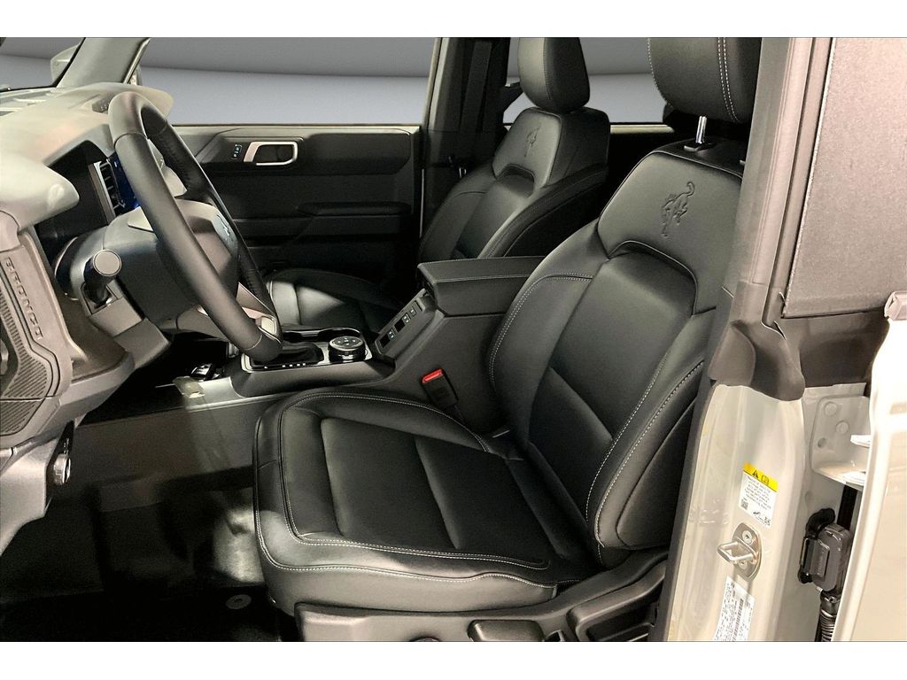 New 2026 Ford Bronco - photo 11
