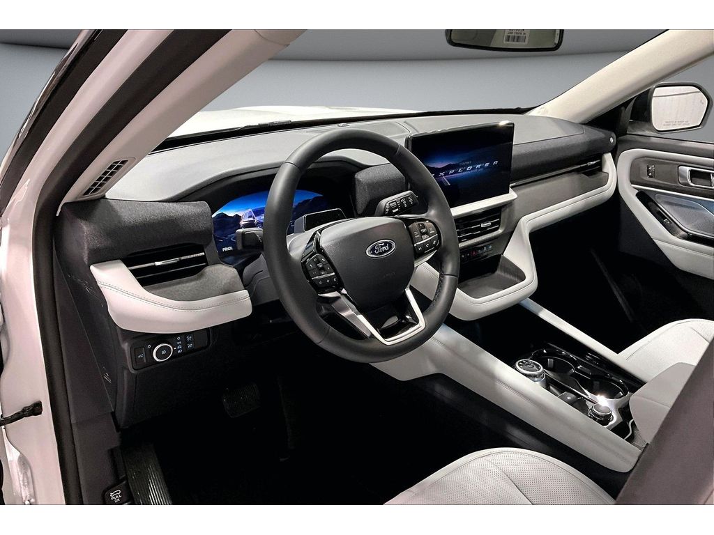 New 2026 Ford Explorer - photo 8