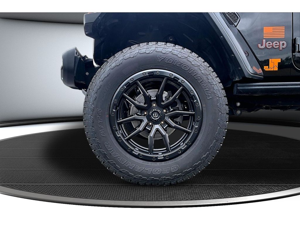Used 2021 Jeep Gladiator - photo 7