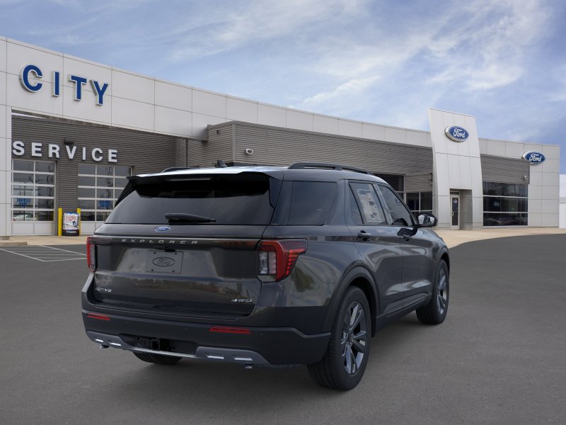 New 2026 Ford Explorer - photo 2