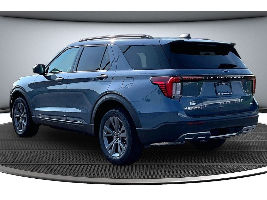 New 2026 Ford Explorer - photo 2