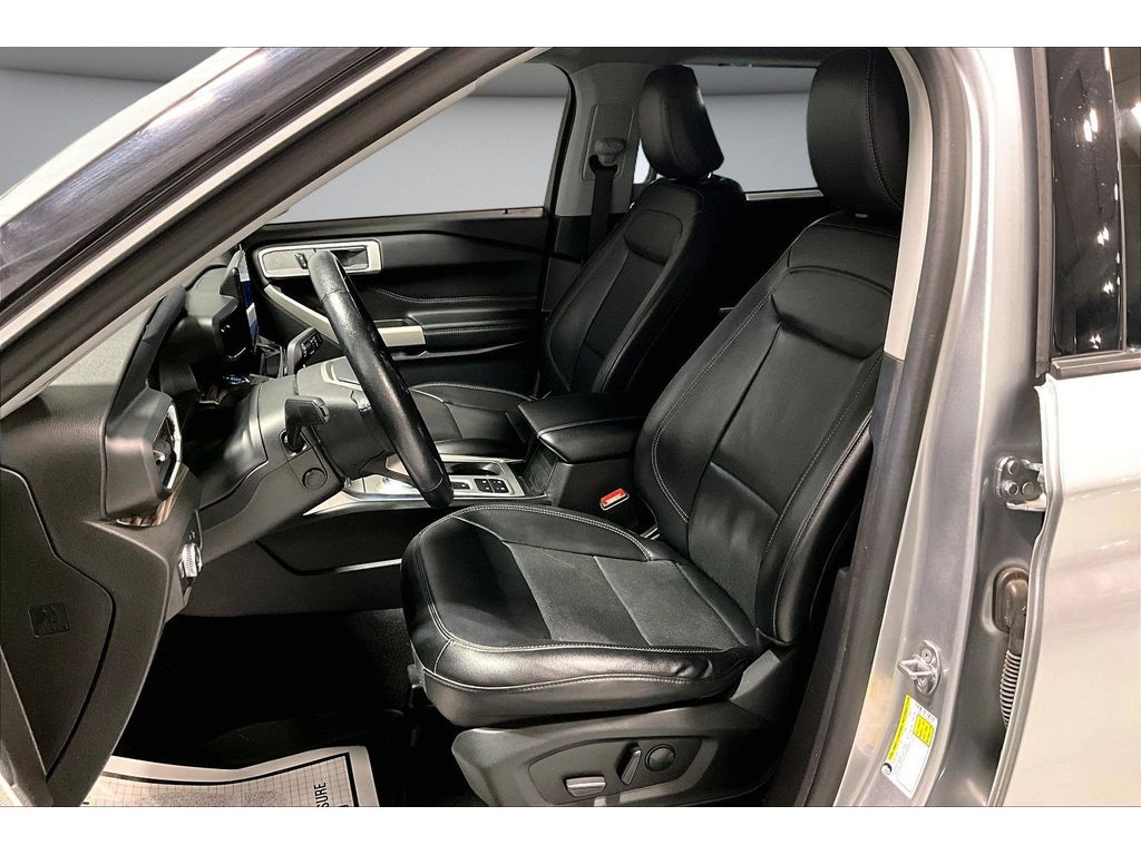 Used 2021 Ford Explorer - photo 22