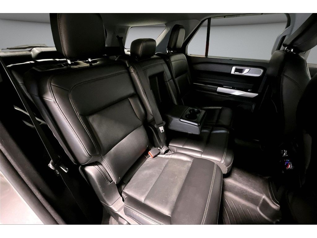 Used 2021 Ford Explorer - photo 24