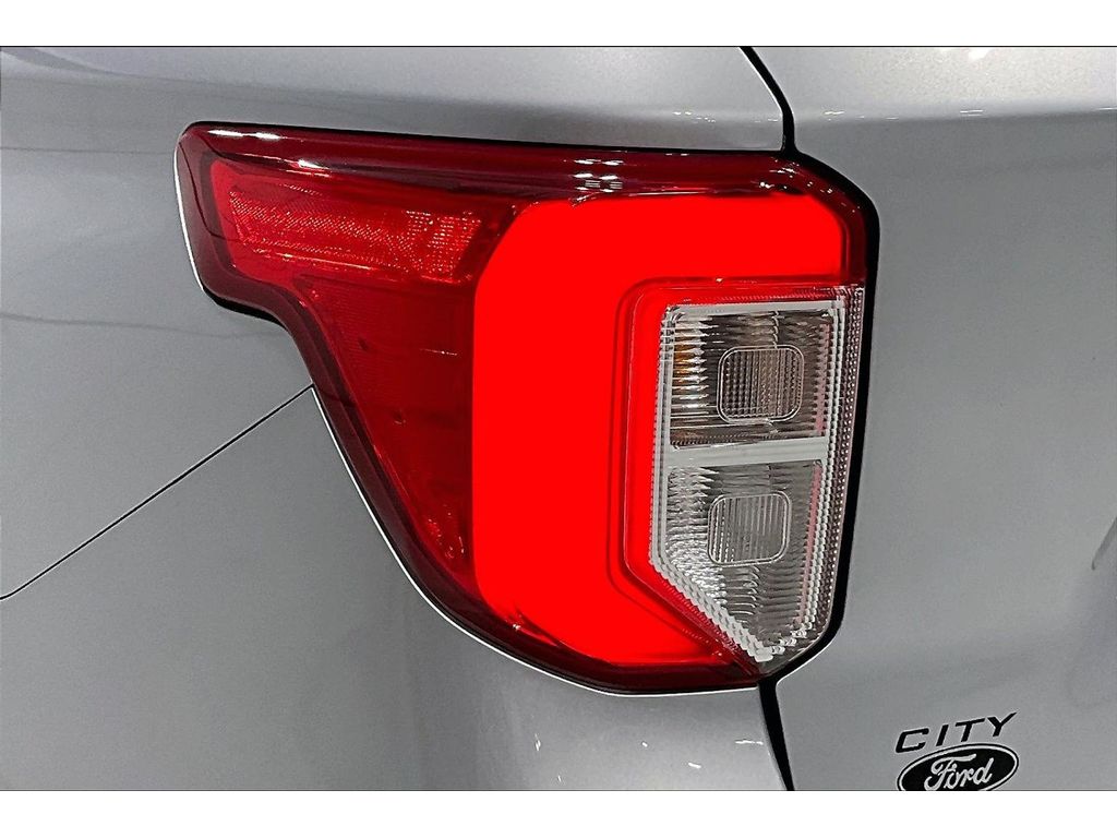 Used 2021 Ford Explorer - photo 27