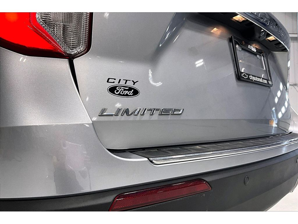 Used 2021 Ford Explorer - photo 6