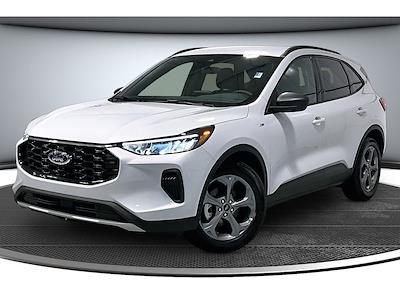 Used 2025 Ford Escape - photo 1