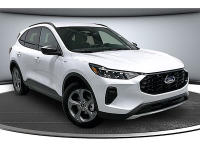 Used 2025 Ford Escape - photo 1