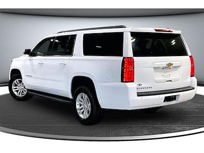 Used 2019 Chevrolet Suburban - photo 1